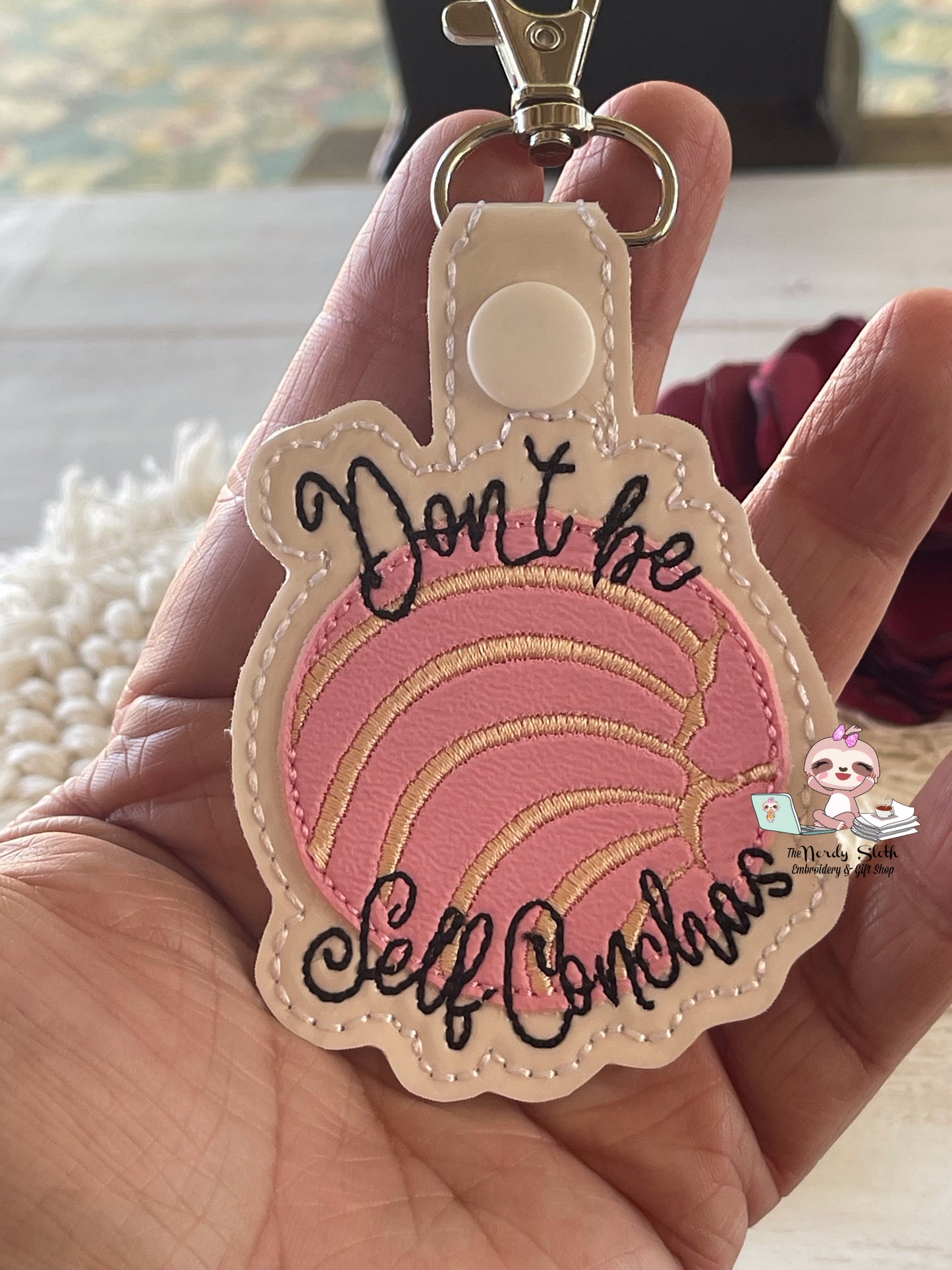 Don’t be Self Conchas Keychain