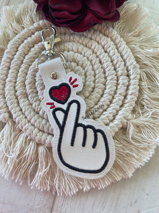 K-pop Finger Heart Keychain