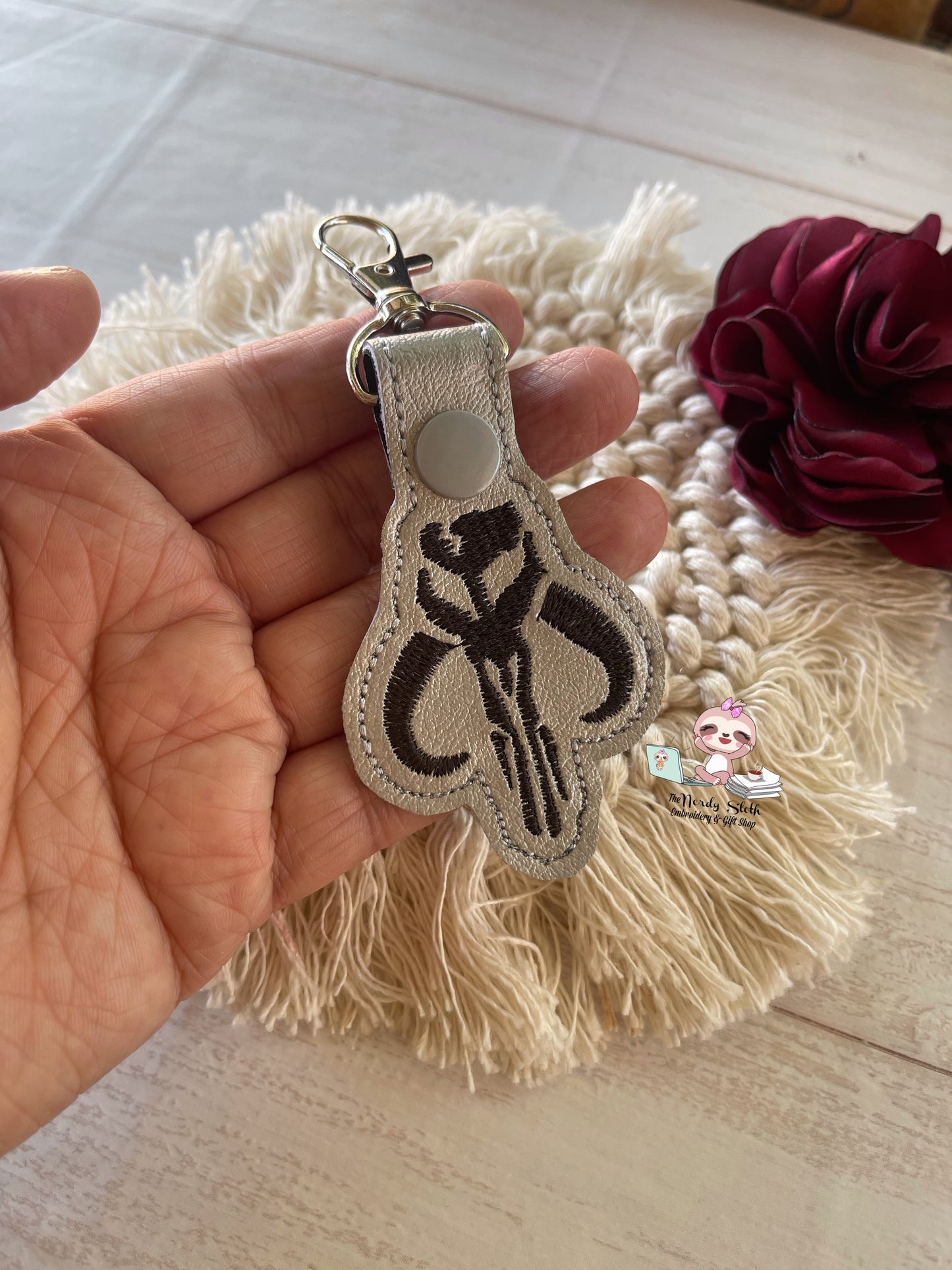 Mythosaur Skull Keychain