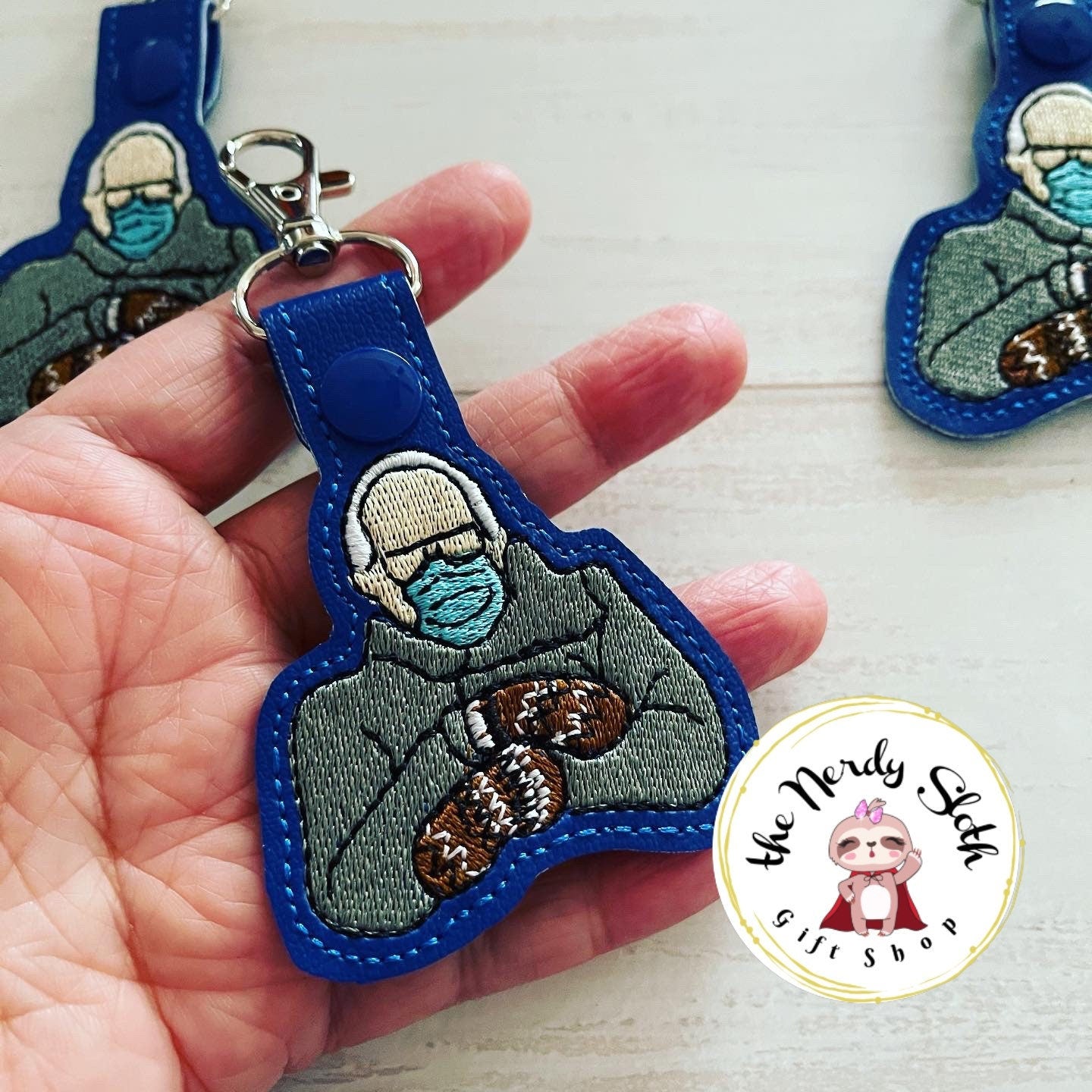 El Tío Bernie con mittens Keychain